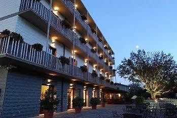 Hotel Miralago San Potito Sannitico Exterior foto